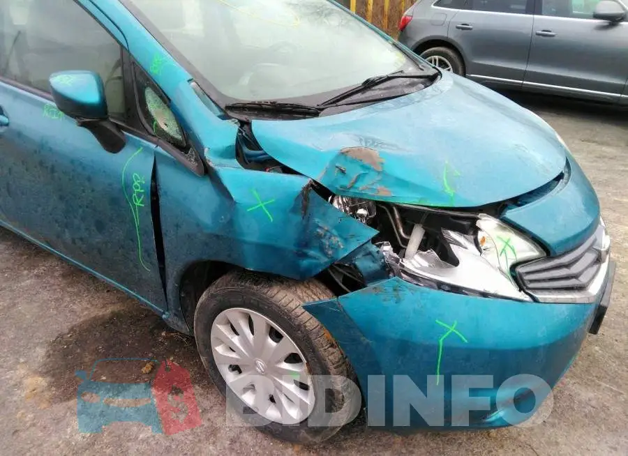 3N1CE2CP5FL352928 Photo# 6