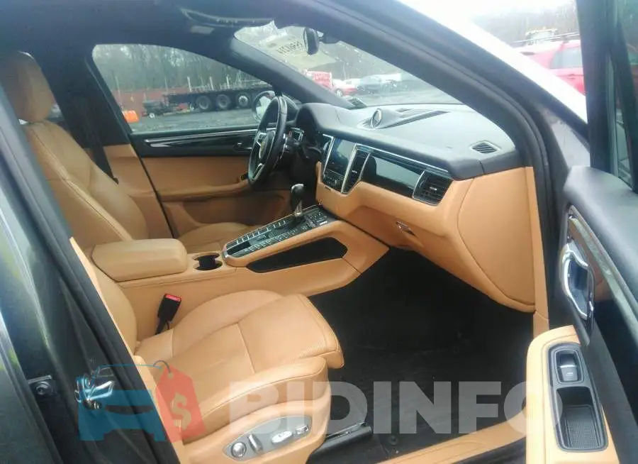 WP1AA2A50JLB13713 Photo# 5