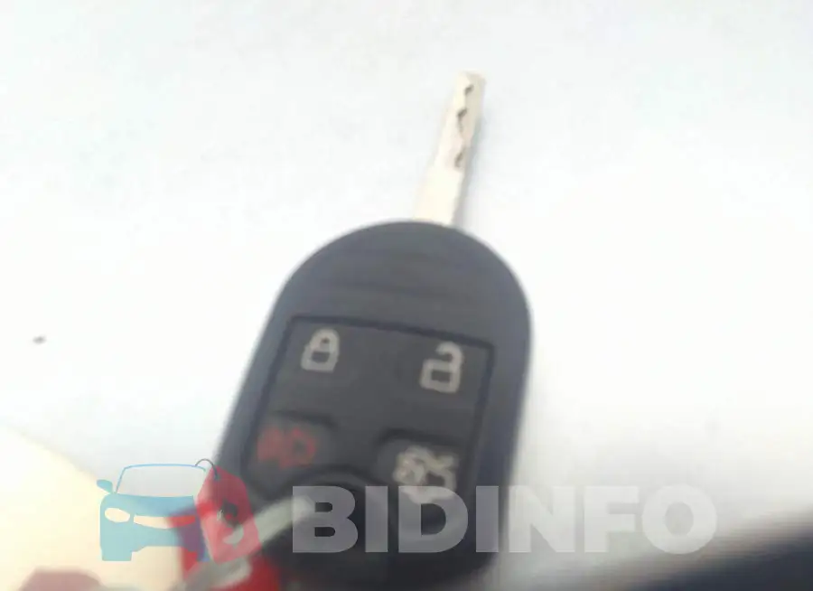 3FADP4BJ8JM146564 Photo# 11