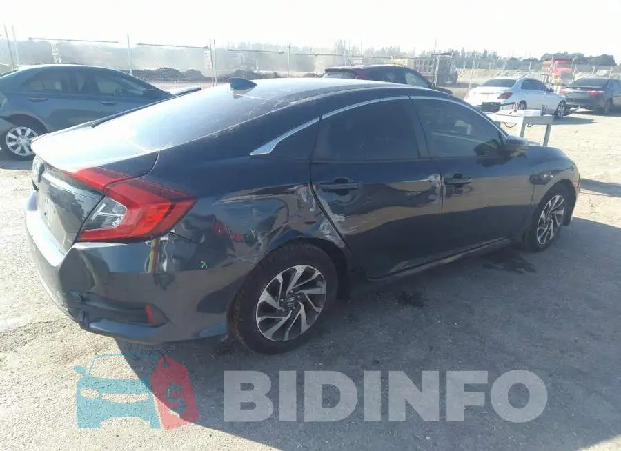 19XFC2F78HE020243 Photo# 4