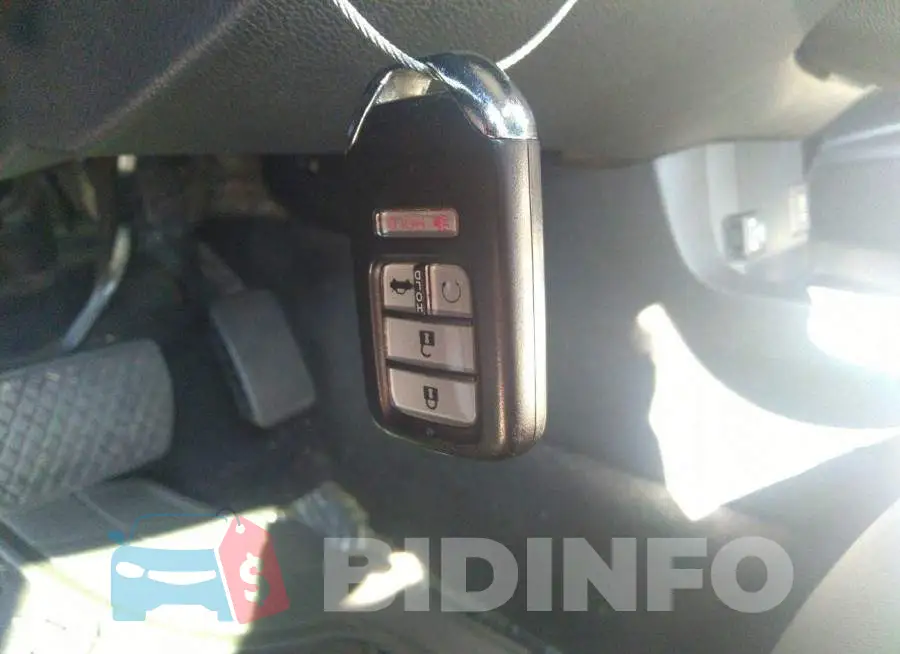 19XFC2F78HE020243 Photo# 11