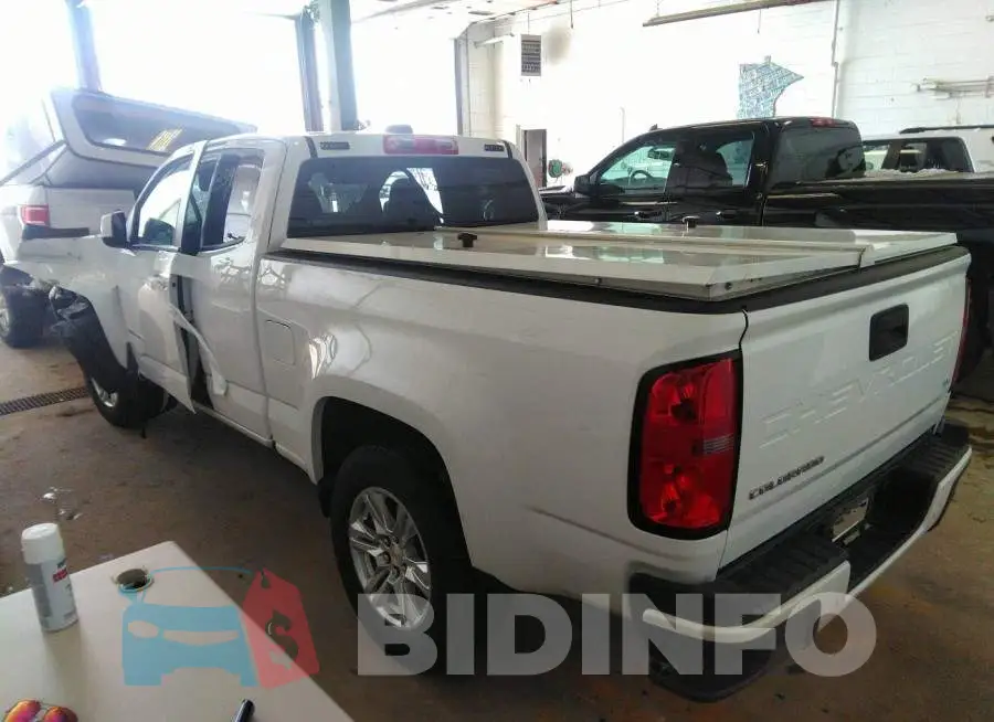 1GCHSCEA4M1246355 Photo# 3