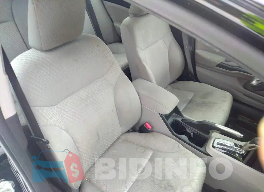 2HGFB2F57FH506885 Photo# 5