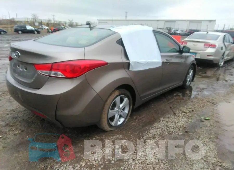 5NPDH4AE9DH318171 Photo# 4