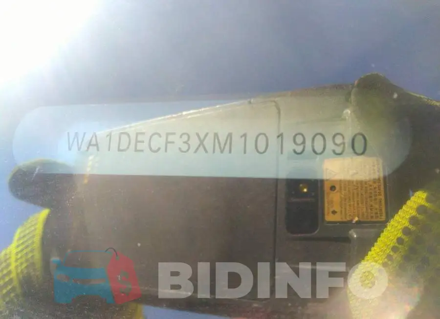 WA1DECF3XM1019090 Photo# 9