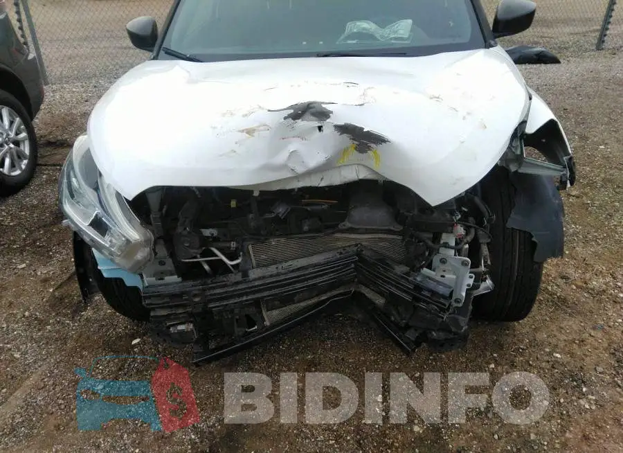 3N1CP5CU9JL506129 Photo# 6