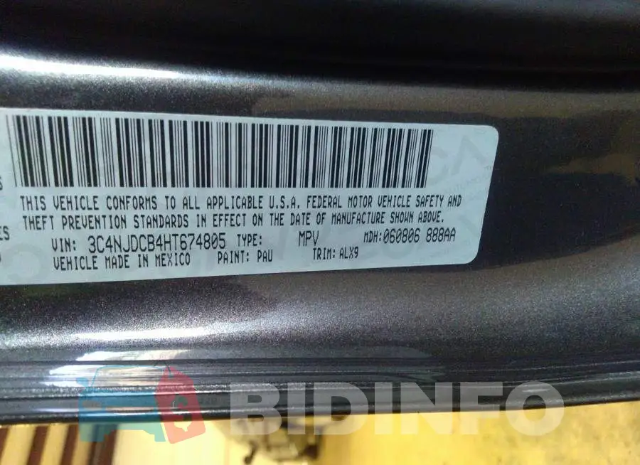 3C4NJDCB4HT674805 Photo# 9