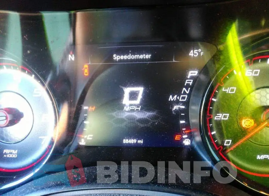 2C3CDXHG8KH621808 Photo# 7