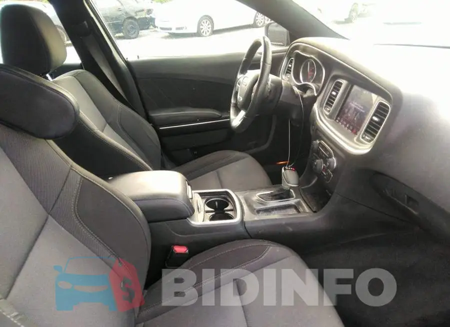 2C3CDXJG4JH148191 Photo# 5