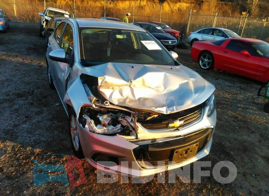 1G1JD5SH2H4161827 Photo# 6