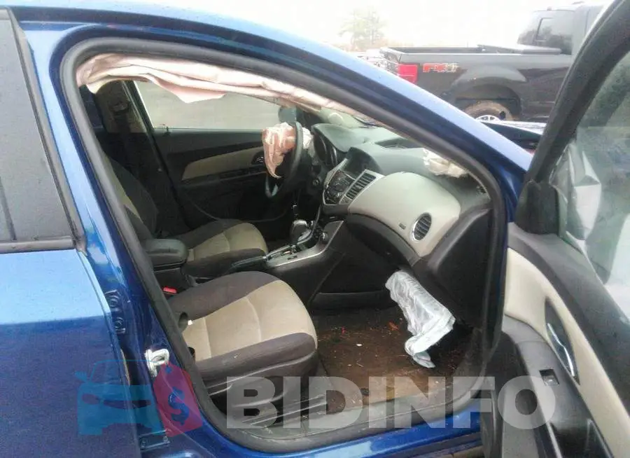 1G1PA5SH2D7219205 Photo# 5
