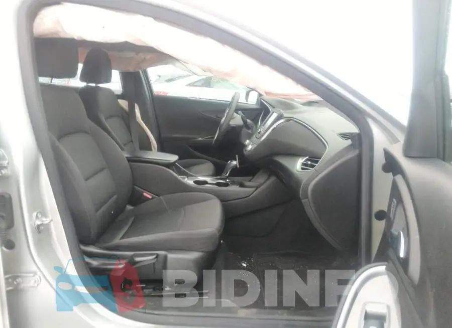 1G1ZB5ST2HF204838 Photo# 5