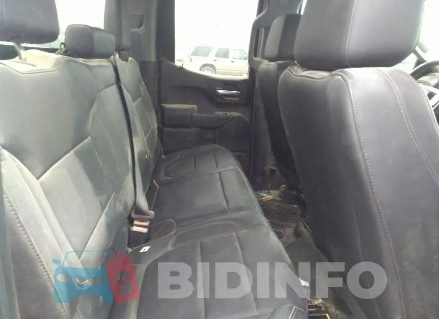 1GCRYAEF4LZ167853 Photo# 8