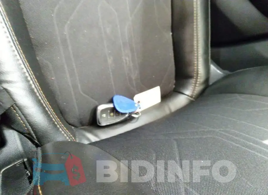 3GNCJPSB4JL189992 Photo# 11