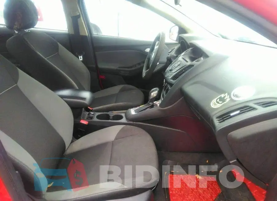 1FADP3F29EL375906 Photo# 5