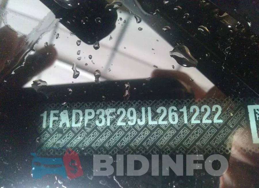 1FADP3F29JL261222 Photo# 9