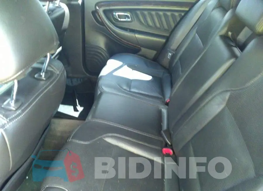 1FAHP2F85FG103668 Photo# 8
