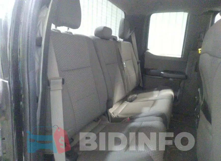 1FTFX1EF4GKE70460 Photo# 8