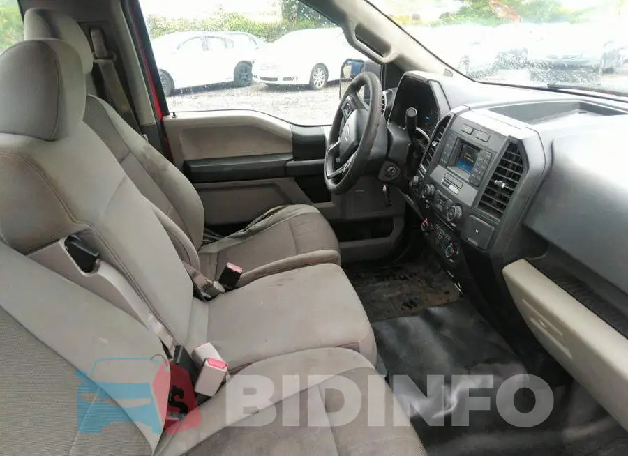 1FTMF1C84HKD86400 Photo# 5