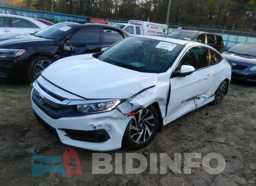 2HGFC4B0XGH311948 Photo# 2
