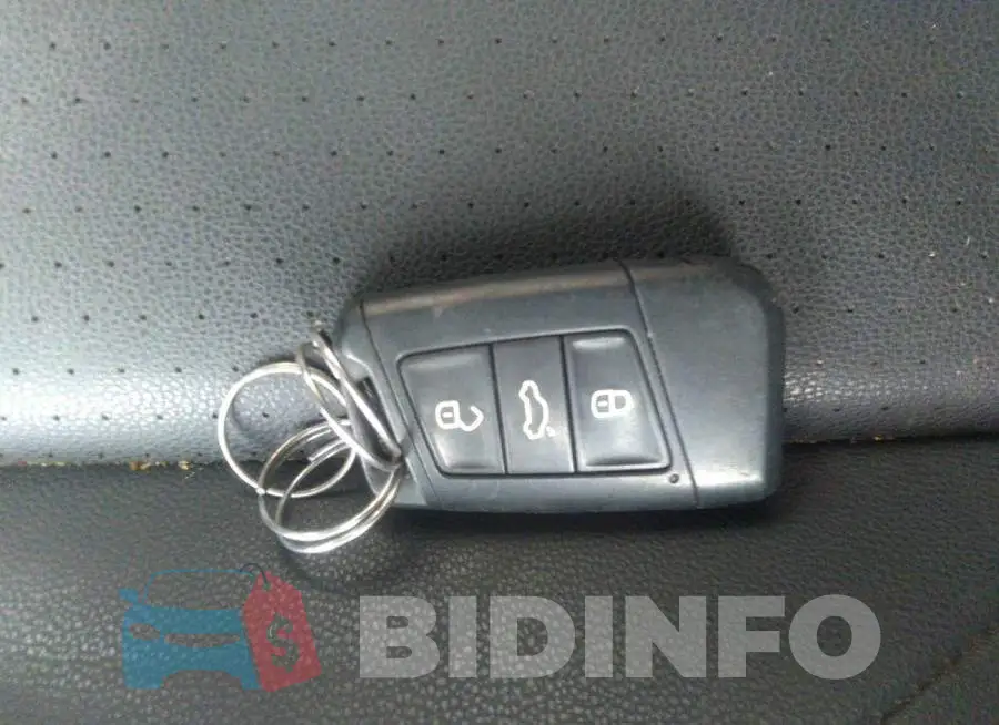 3VWC57BU8KM123744 Photo# 11
