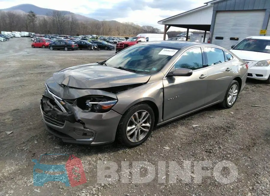 1G1ZD5ST5JF122019 Photo# 2
