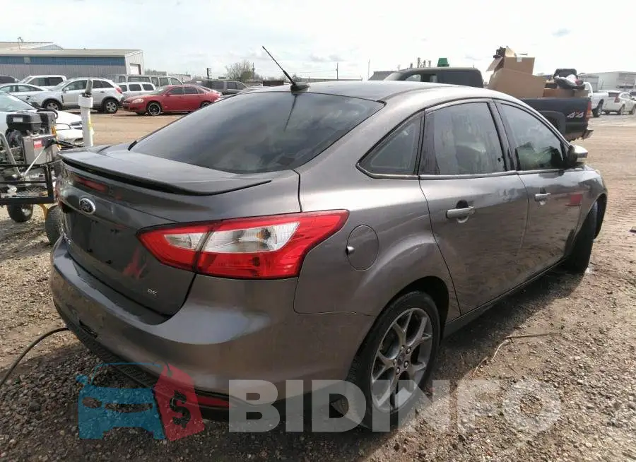1FADP3F20DL278821 Photo# 4