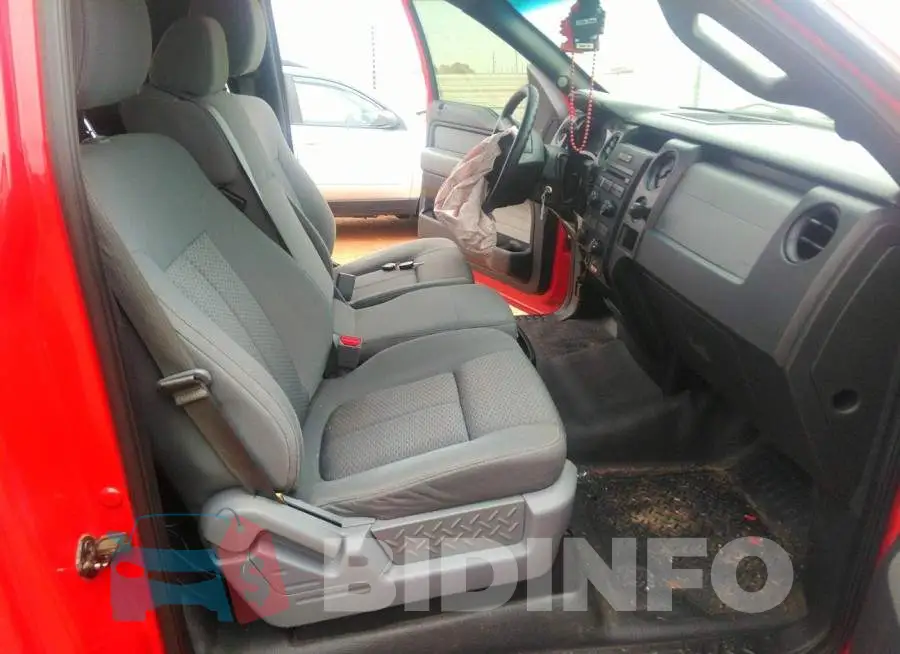 1FTMF1CF5DFB15122 Photo# 5