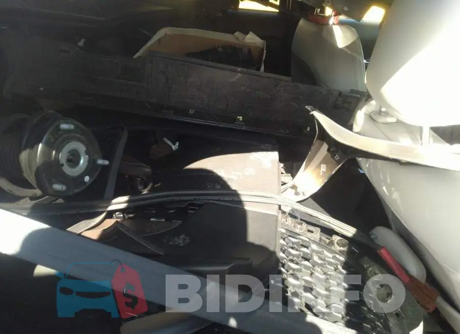 3MVDMBDL9MM311501 Photo# 8