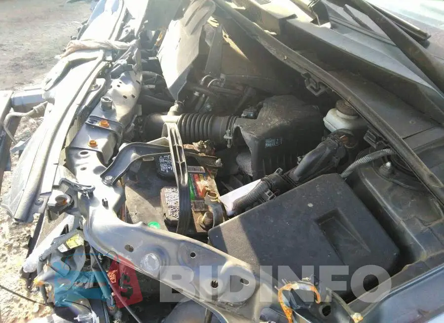 2T1BU4EE2DC108401 Photo# 10