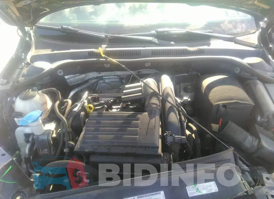 3VW167AJ7GM307401 Photo# 10