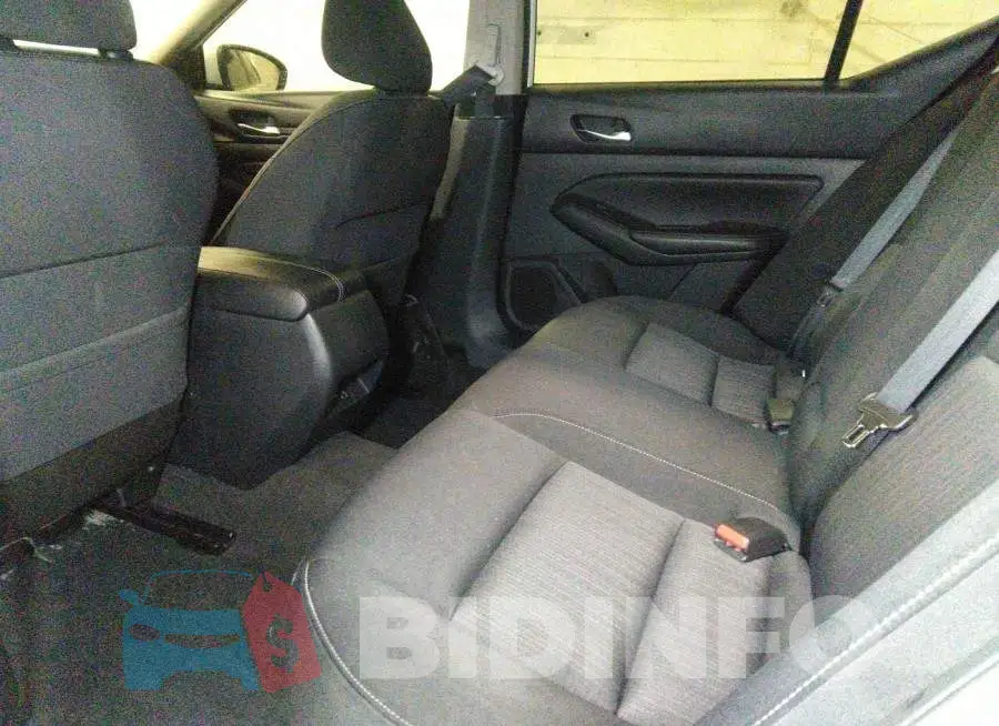 1N4BL4BV7LC240333 Photo# 8