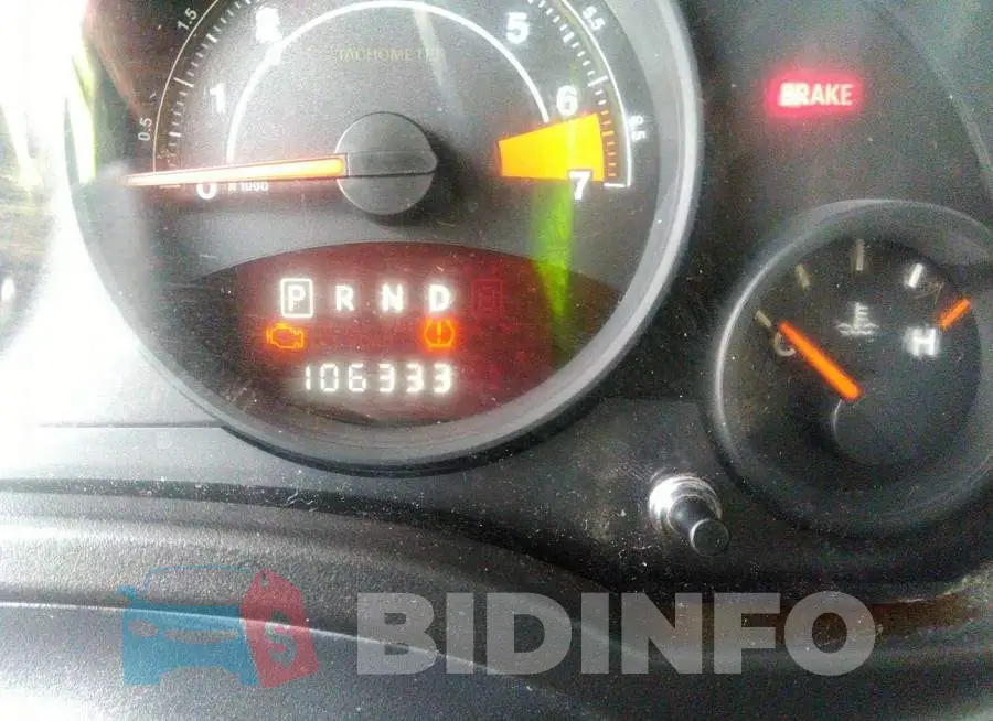 1C4NJRBBXED864205 Photo# 7