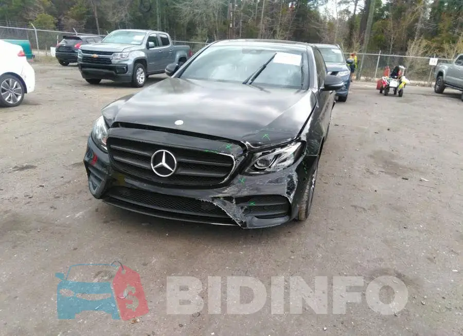 WDDZF4KB1HA156474 Photo# 6