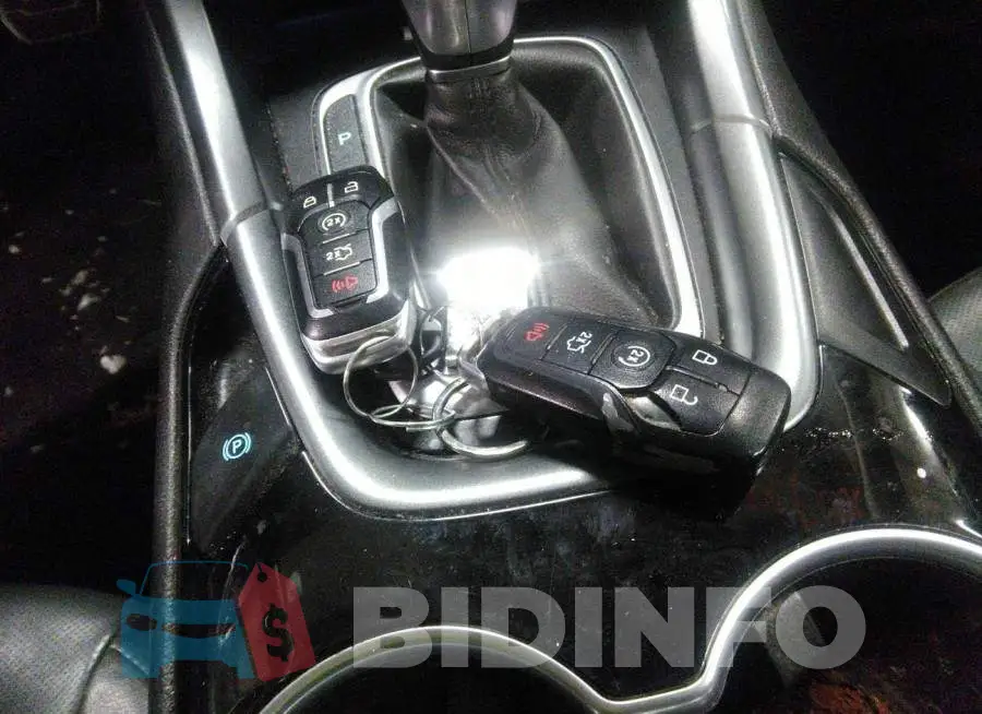 3FA6P0K98GR400048 Photo# 11