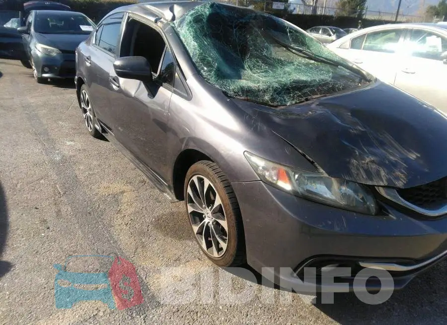 19XFB2F52FE204589 Photo# 6