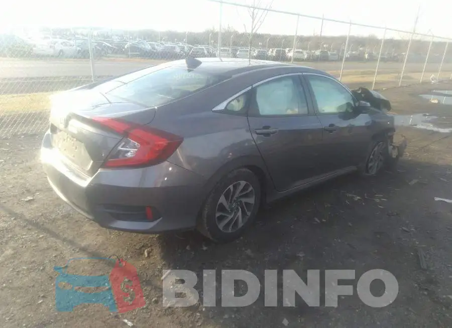19XFC2F72HE013630 Photo# 4