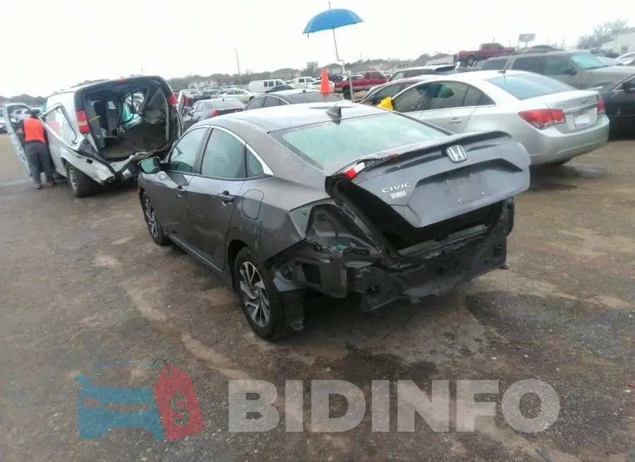 19XFC2F77HE007015 Photo# 3