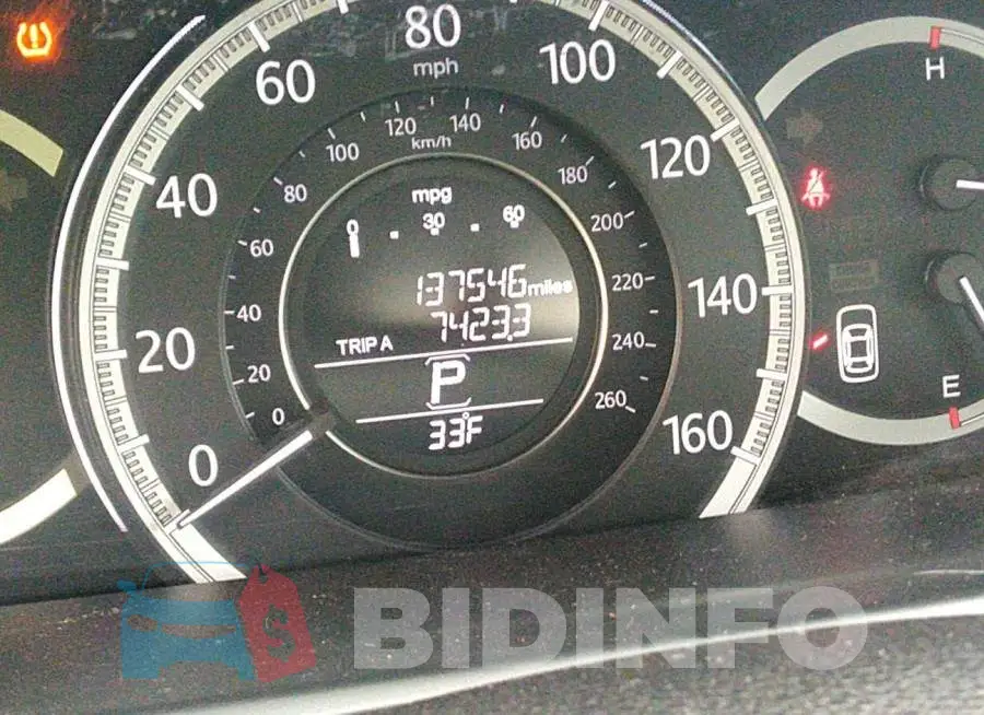 1HGCR2F80DA275588 Photo# 7