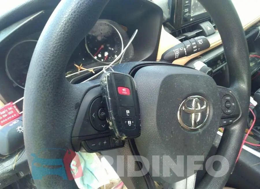 2T3W1RFV2MW140700 Photo# 11