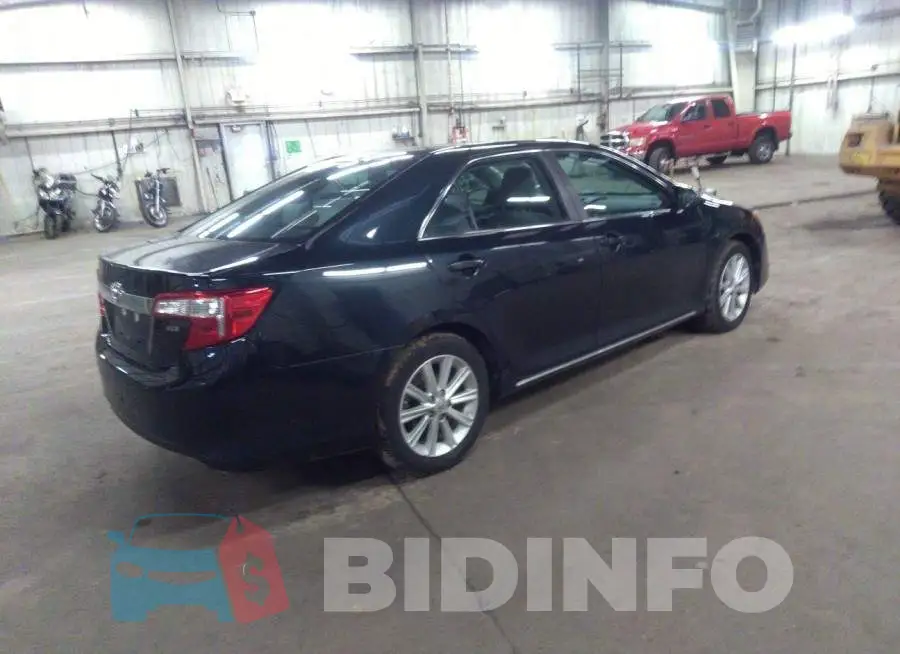 4T4BF1FK1DR303746 Photo# 4