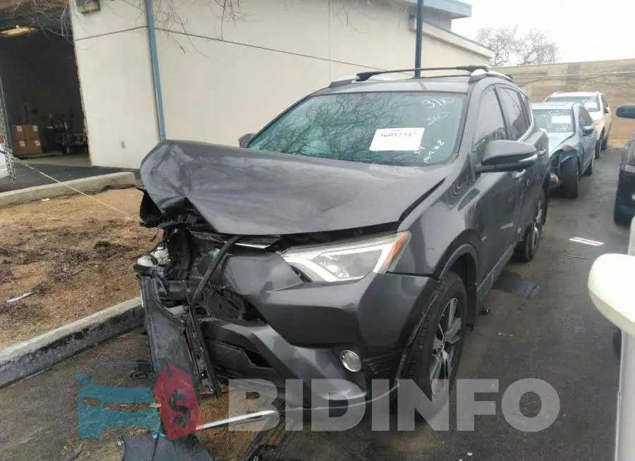 JTMWFREV8HJ141454 Photo# 2