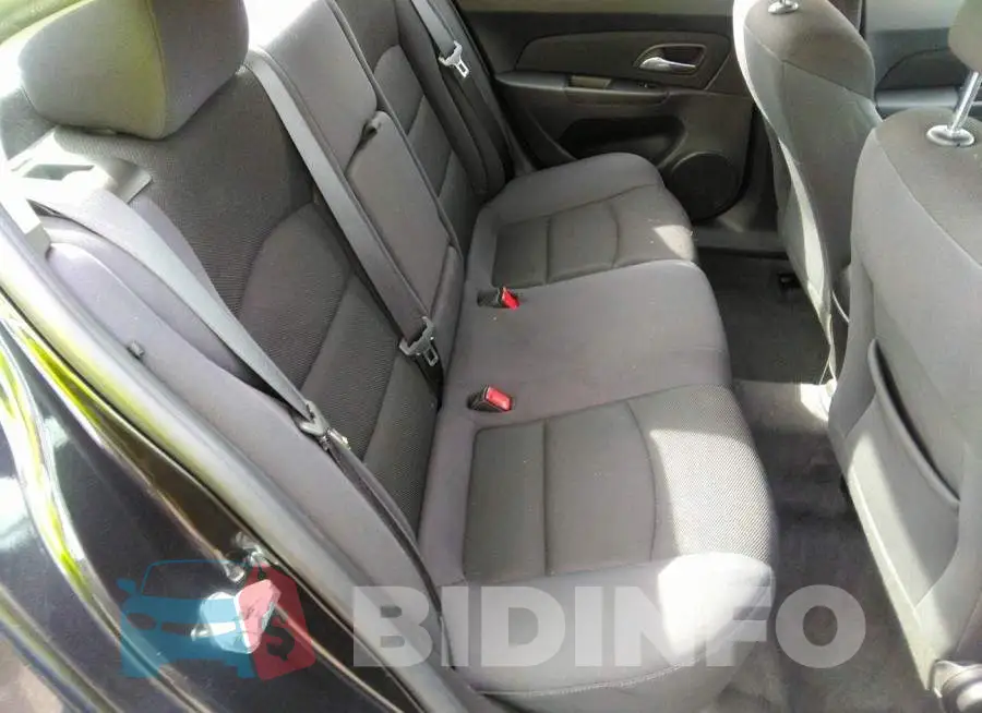 1G1PC5SB7F7193063 Photo# 8
