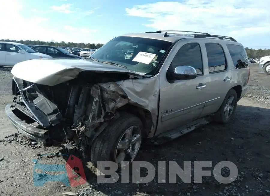 1GNSCCE02DR277509 Photo# 2