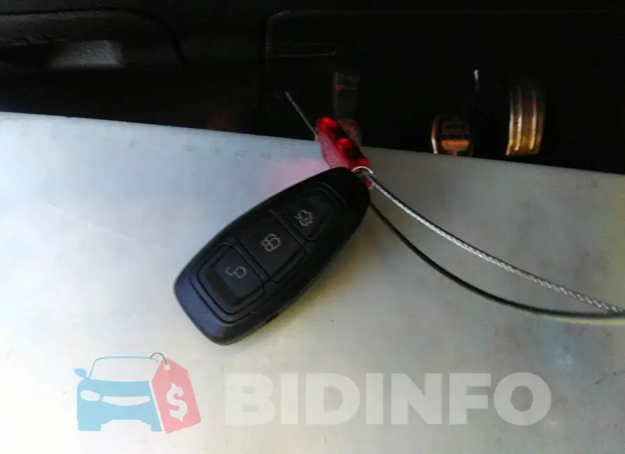 1FADP3L98GL289104 Photo# 11