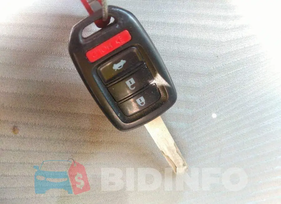 1HGCR2F30FA121177 Photo# 11