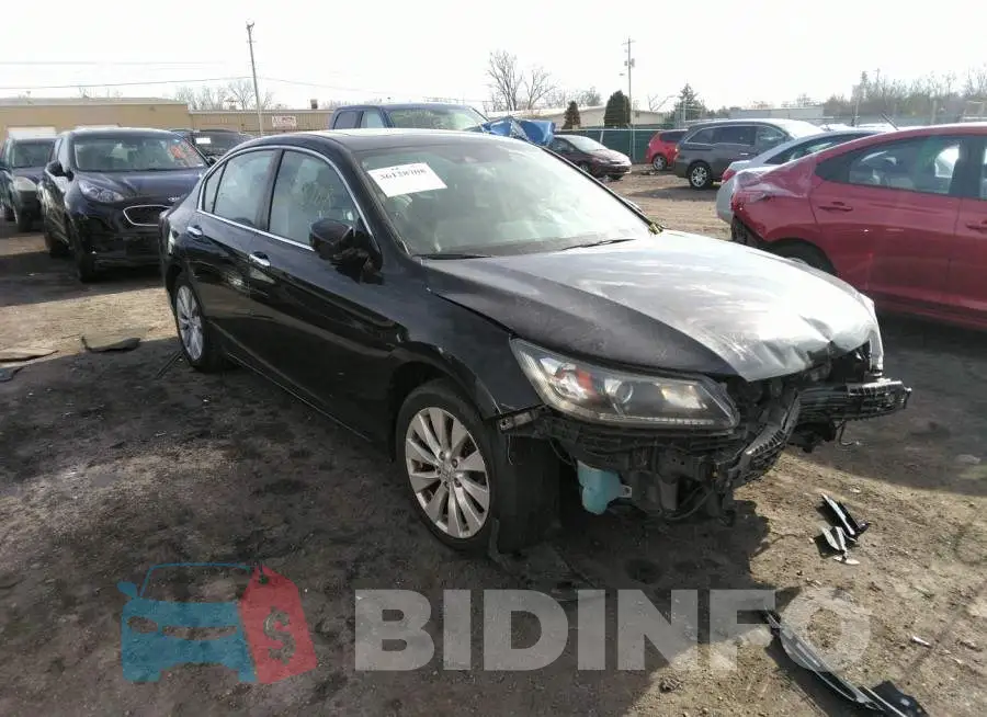 1HGCR2F81FA021021 Photo# 1