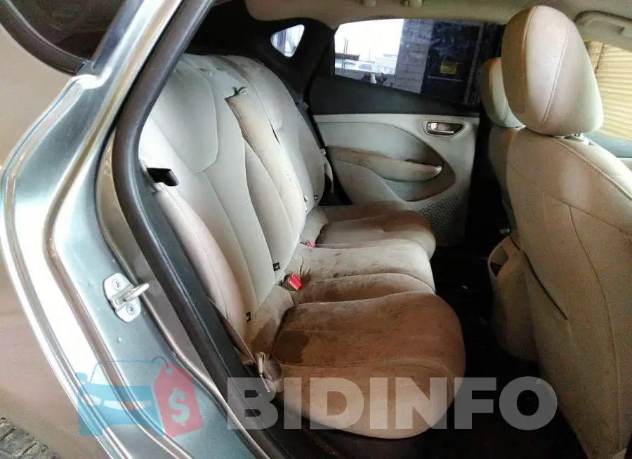 1C3CDFBA1DD702096 Photo# 8