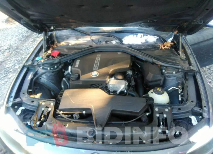 WBA8E3G5XGNU04473 Photo# 10