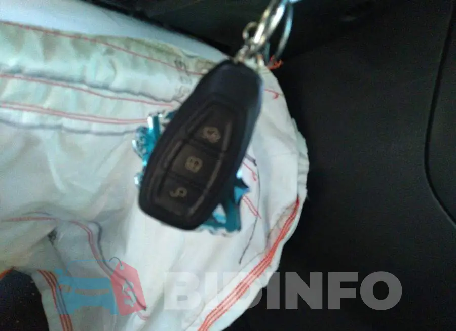 1FADP3L99HL211142 Photo# 11
